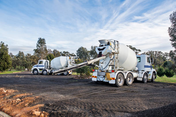 Best Custom Concrete Contractor  in Su Oswego, NY